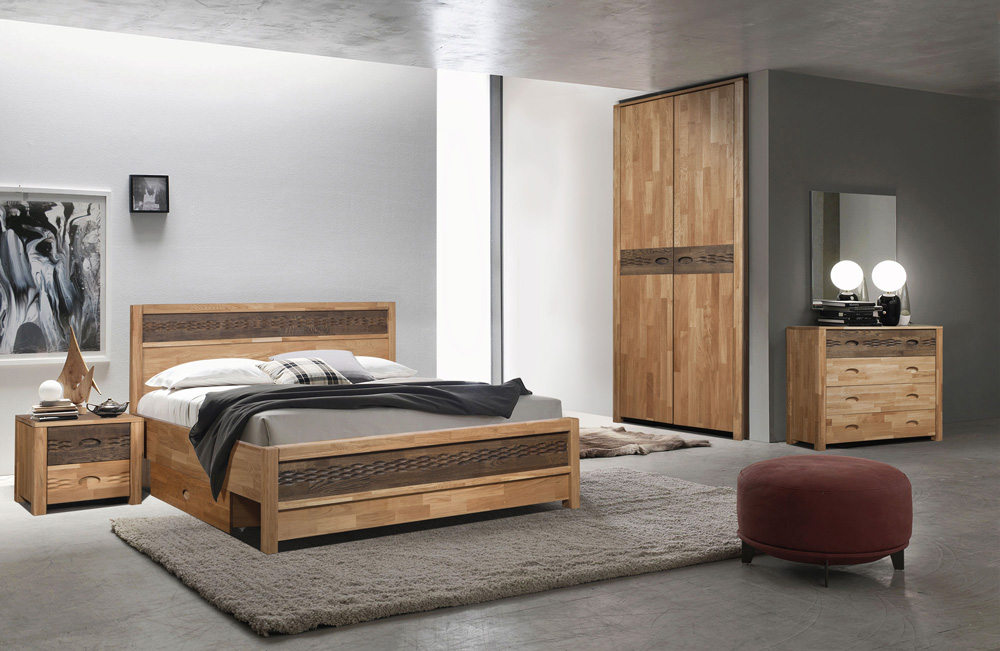 Кровать двуспальная 180х200 из массива дерева