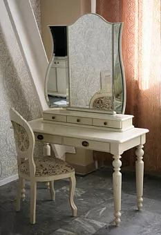 Стол туалетный "Лика" ММ-137-06 купить в Москве - фото №1