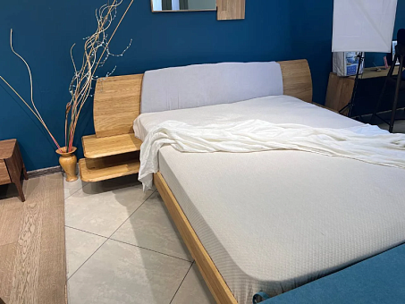 Кровать двуспальная Аманди (Amandi) 180*200 с чехлом и полками изголовье 2500 купить в Москве - фото №1